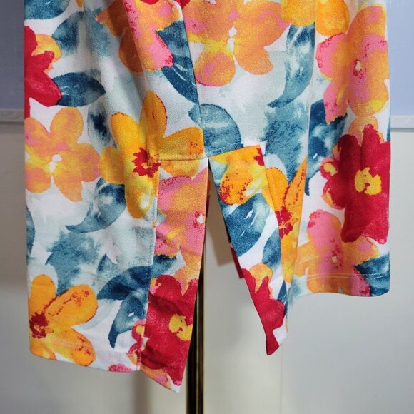 Lularoe Extra Large Orange Red Colorful Floral Collared Button Shortsleeve Shirt - Picture 7 of 9